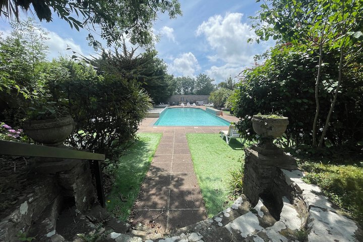 Pool 116 of 175