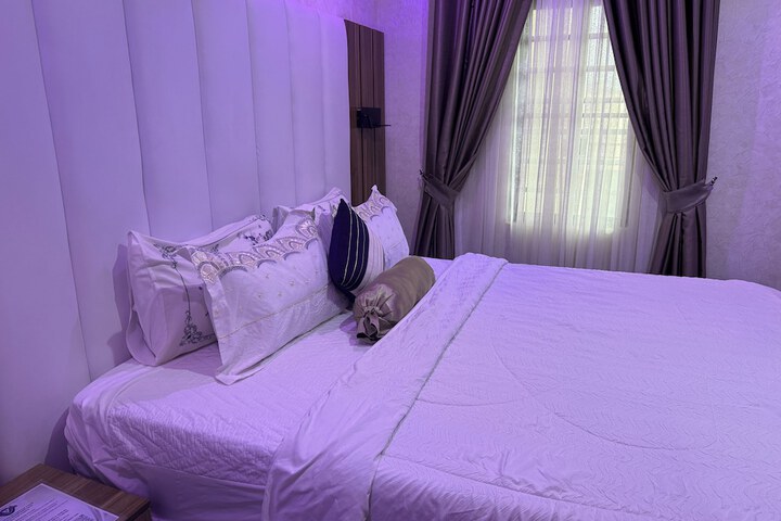 Room 31 of 43
