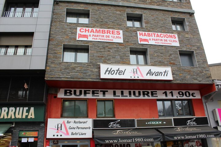 Hotel 70 of 71