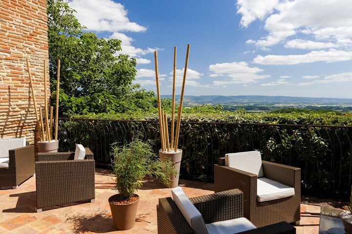 Terrace/Patio 39 of 42