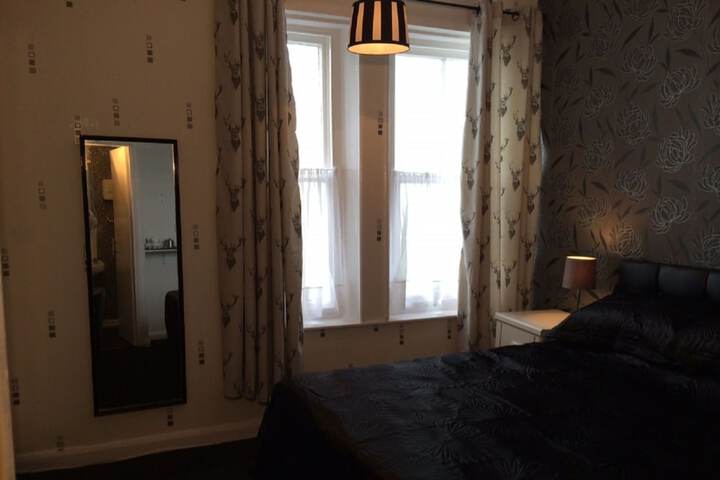 Room 34 of 99