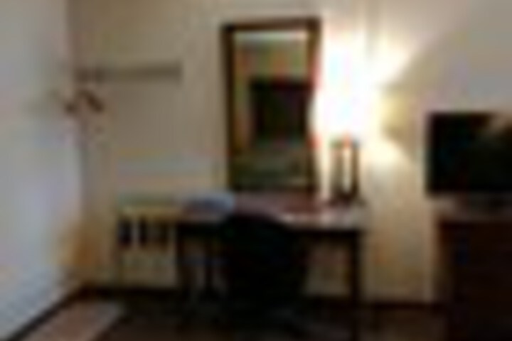 Room 50 of 108