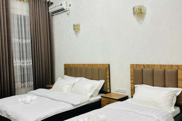 Room 15 of 62