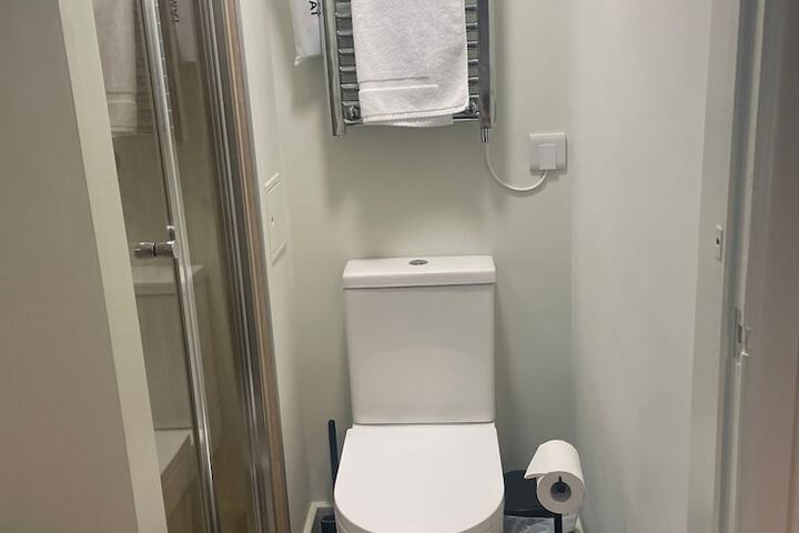 Room 30 of 53