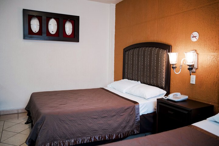 Room 19 of 73