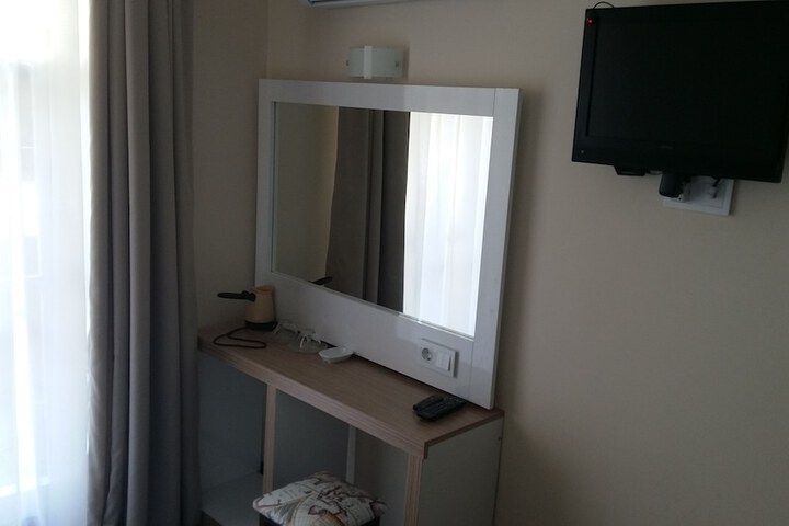 Room 17 of 63