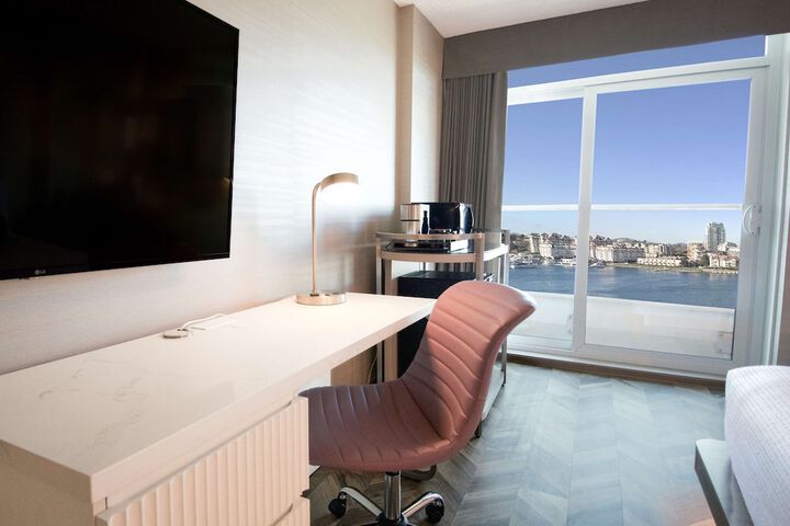 Room 4 of 88
