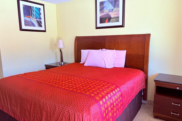 Room 27 of 67