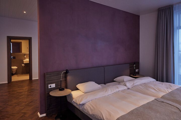 Room 16 of 89