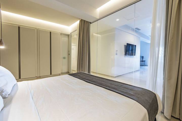 Room 46 of 113