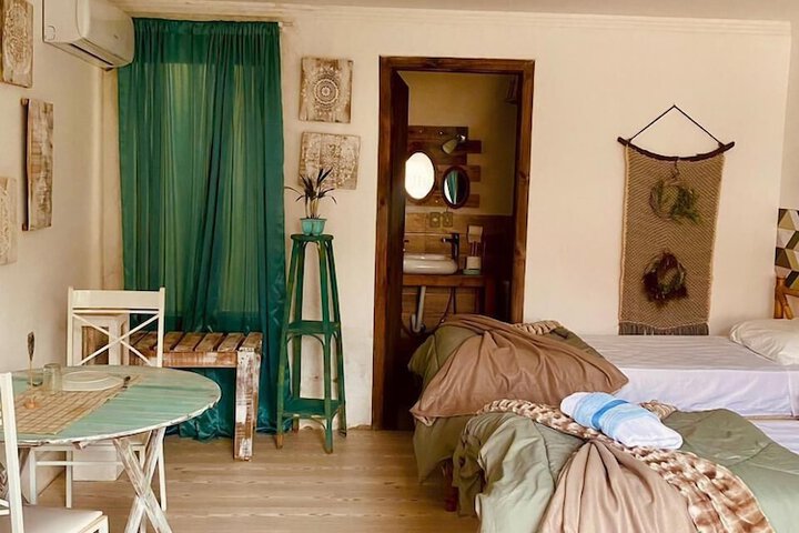 Room 50 of 70
