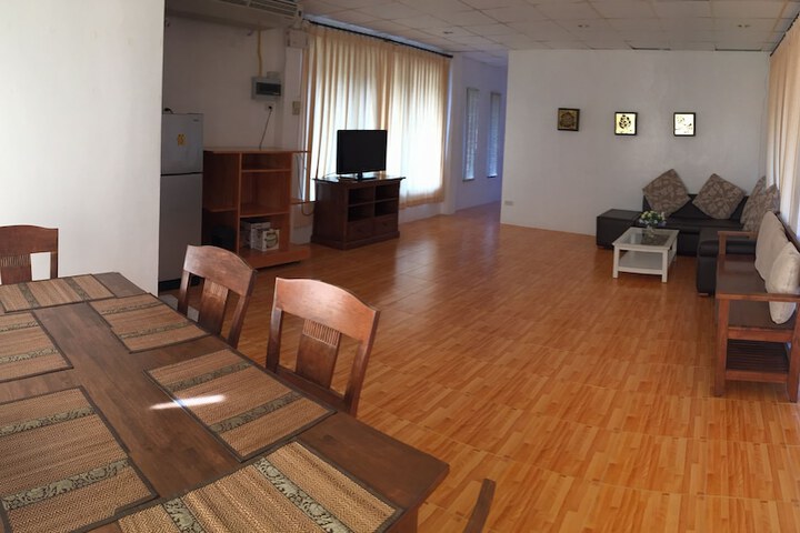 Room 23 of 68