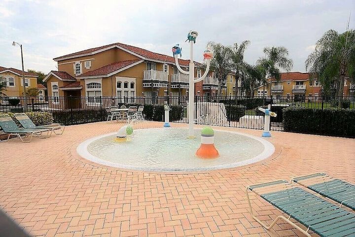 Pool 23 of 41