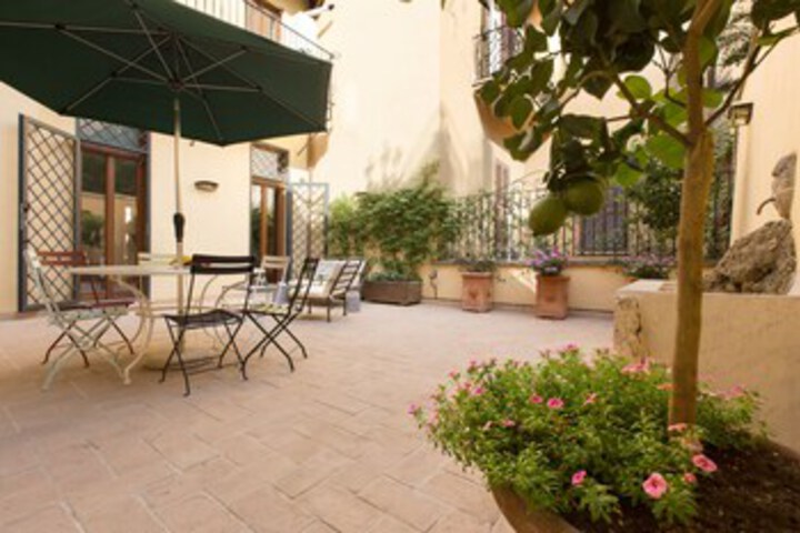Terrace/Patio 19 of 21
