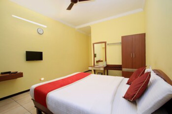 Room 9 of 21