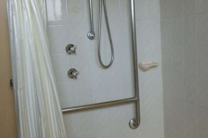 Room 54 of 68