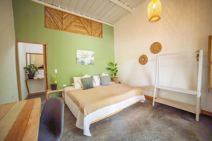 Room 45 of 68
