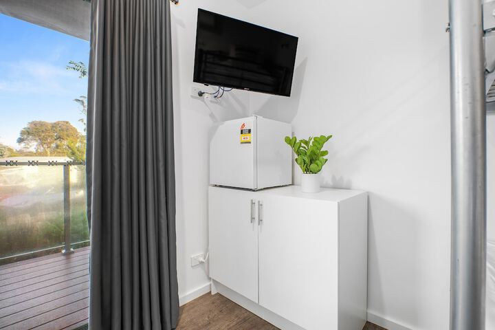 Room 28 of 135