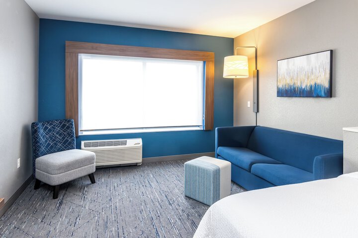 Room 19 of 61