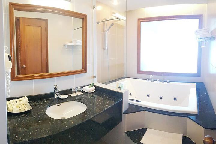 Bathroom Interior Photo