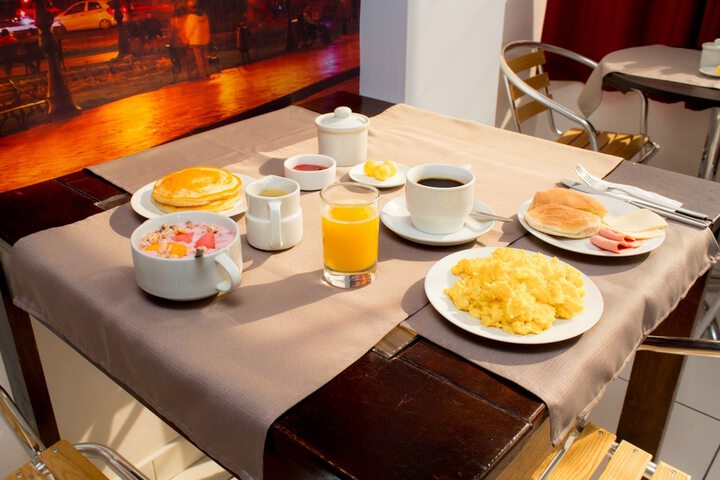 Breakfast/Coffee Service 54 of 96