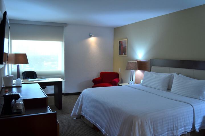Room 7 of 184