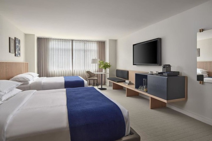Room 50 of 120