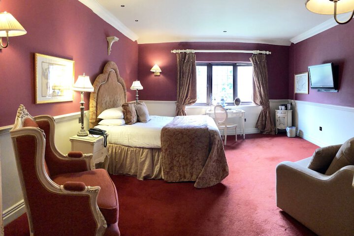 Room 30 of 157