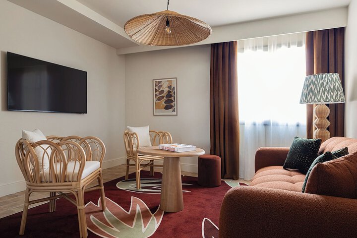 Room 26 of 62
