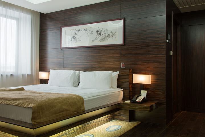 Room 15 of 39