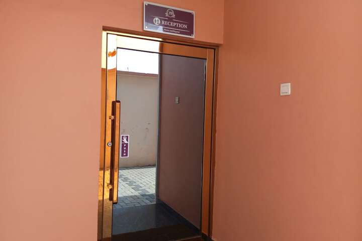 Hotel 27 of 28
