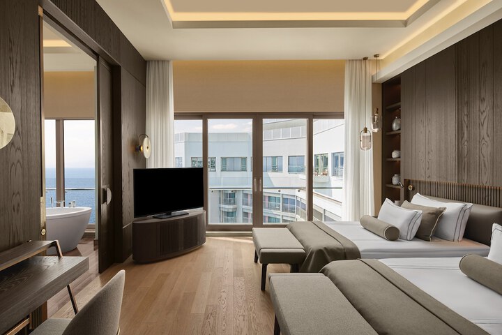 Room 45 of 331
