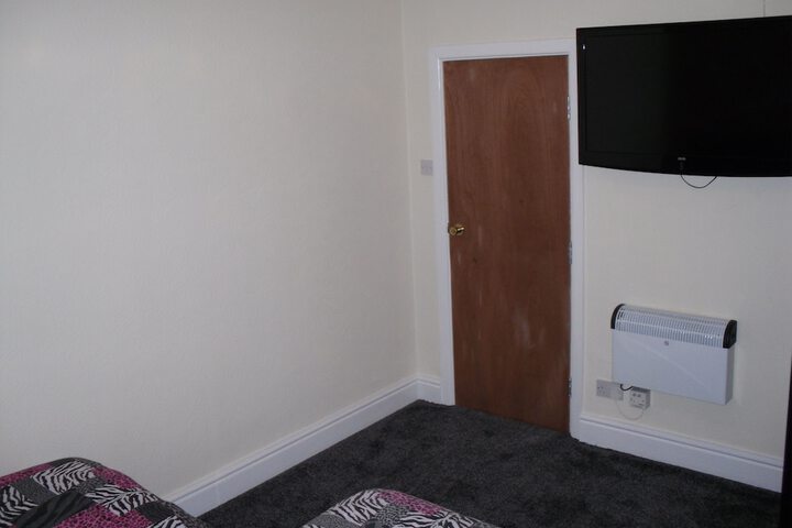Room 21 of 87