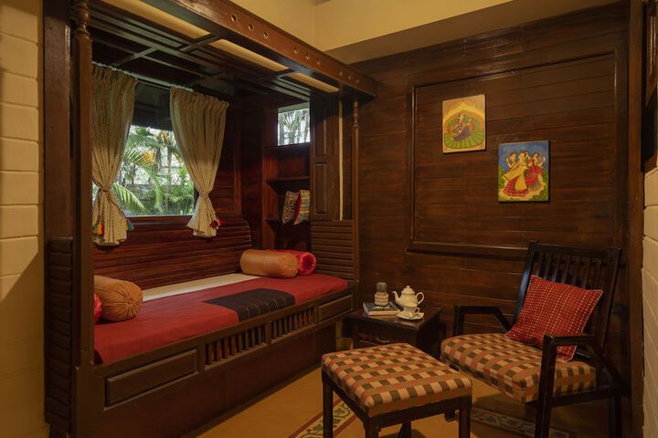 Room 27 of 79