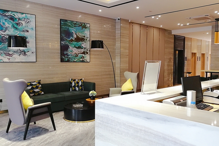 Hotel Interior 17 of 32