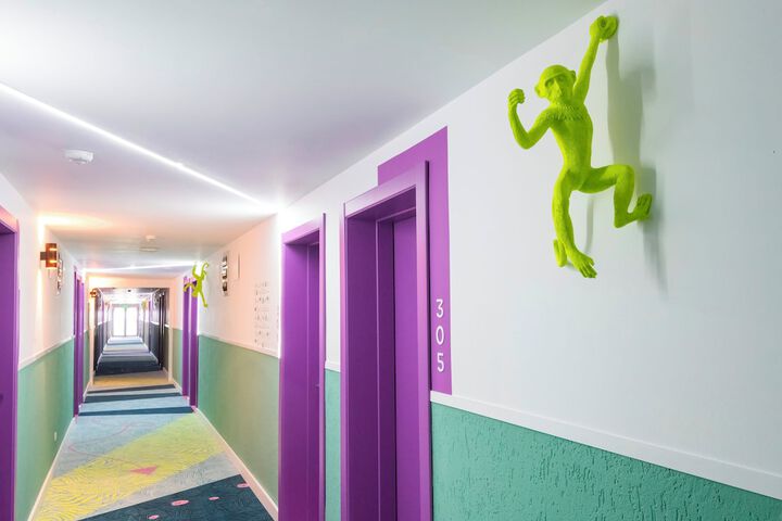 Ballroom/Hall 80 of 87