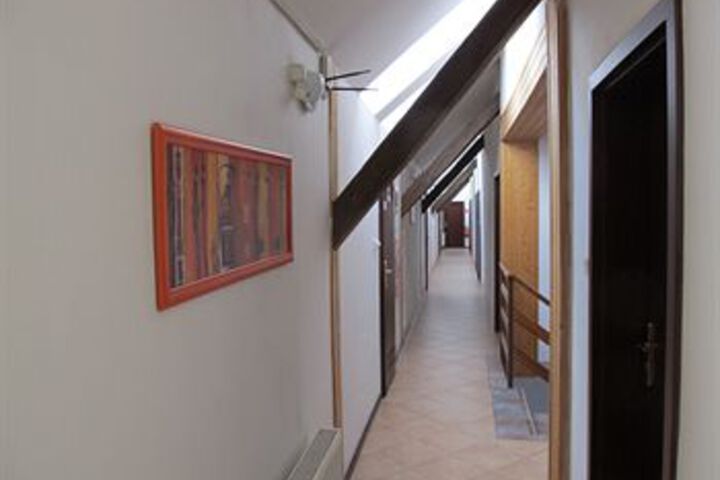 Ballroom/Hall 14 of 38