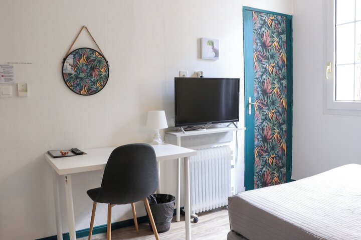 Room 40 of 72