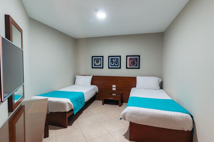 Room 15 of 76