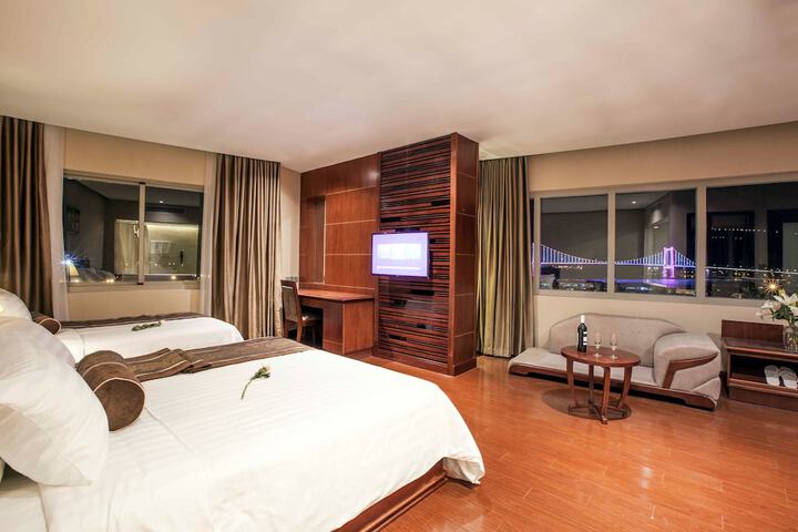 Room 16 of 72