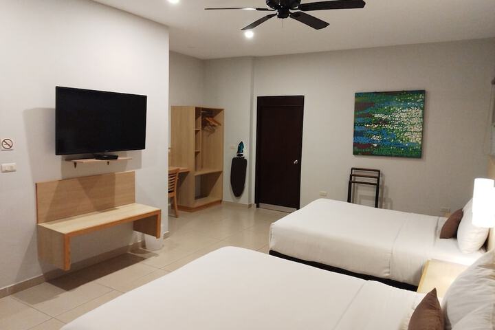 Room 7 of 44