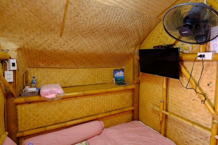Room 10 of 22