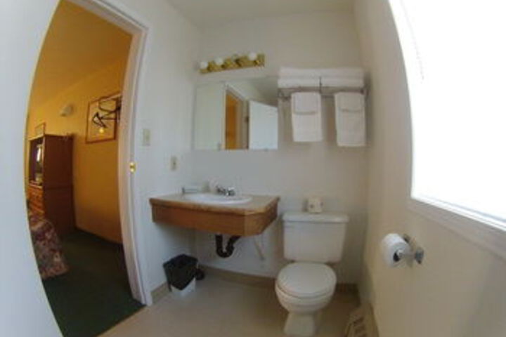 Room 7 of 35