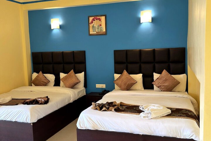 Room 15 of 37