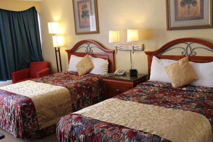 Studio with 2 Double Beds (4 of 15)