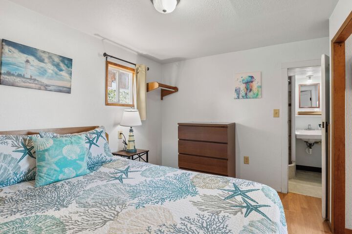 Room 20 of 128