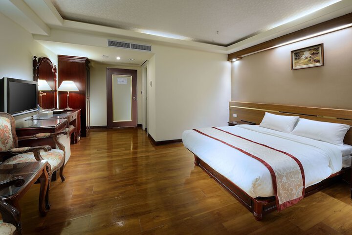 Room 9 of 60