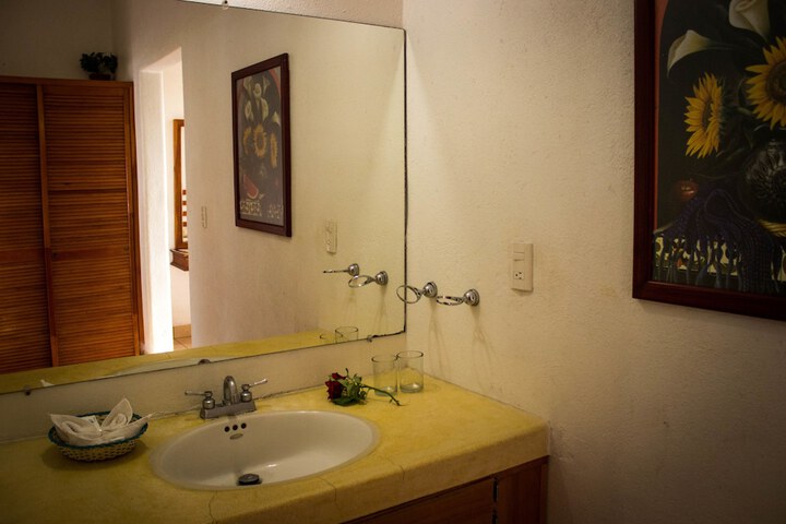Room 19 of 47