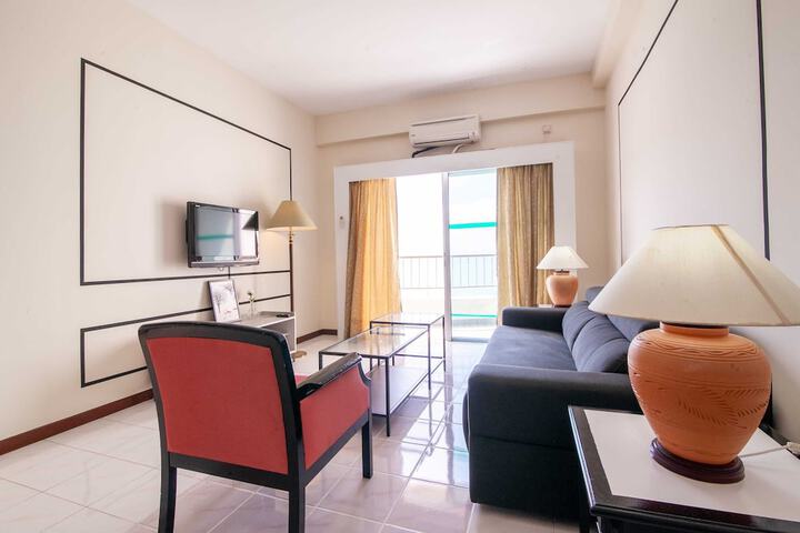 Room 282 of 650