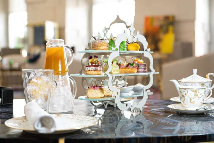 Breakfast/Coffee Service 86 of 121